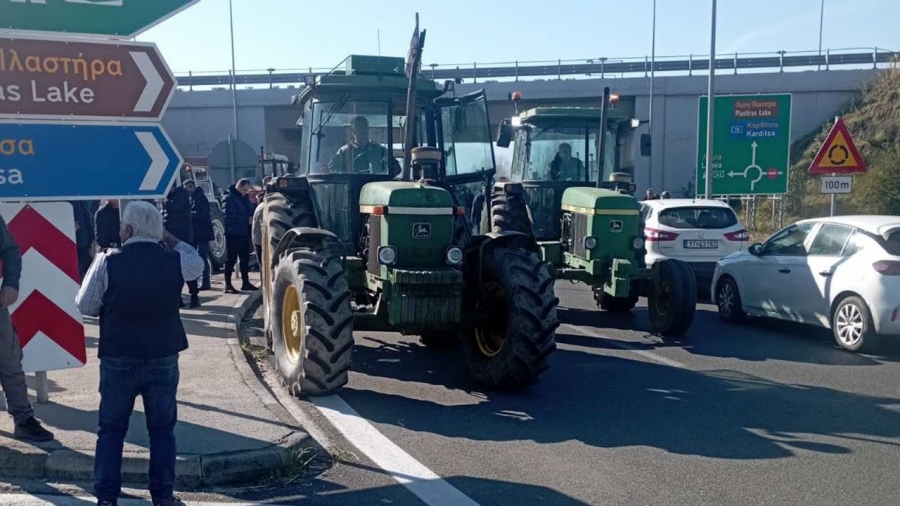 Καρδίτσα: Στους κεντρικούς δρόμους της πόλης τα τρακτέρ