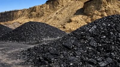 Πικρό τέλος: Η Ουκρανία πουλήθηκε για μόλις 2% - Όλη η αλήθεια για τη «συμφωνία πόρων» - Αδίστακτοι ξεπούλησαν τη χώρα