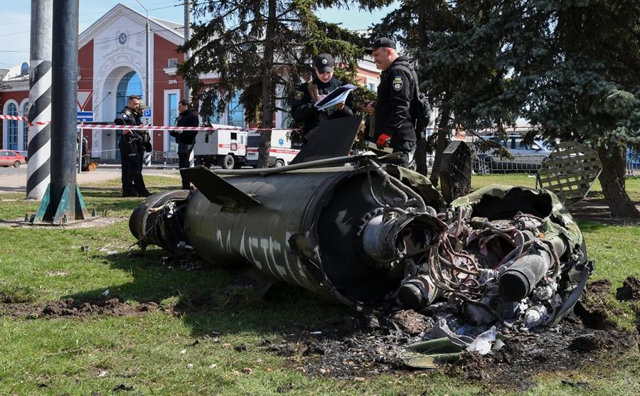 Oι Ουκρανοί ετοιμάζουν προβοκάτσια στο Kramatorsk: Παγιδεύουν νοσοκομεία με εκρηκτικά και στήνουν «εγκλήματα πολέμου»