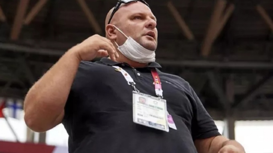 Σκοτώθηκε σε τροχαίο στη Νότια Αφρική ο προπονητής σφυροβολίας Κώστας Σταθελάκος