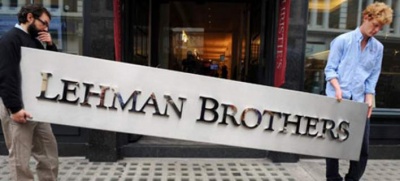 Διαδηλώσεις σε Γαλλία και Γερμανία κατά των τραπεζών μια δεκαετία μετά την κατάρρευση της Lehman Brothers