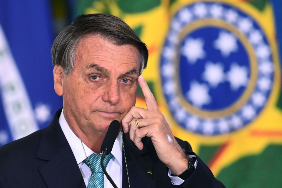 Βραζιλία: Να παυθεί και να δικαστεί για 9 εγκλήματα ο Bolsonaro για τη διαχείριση της πανδημίας ζητά η Γερουσία