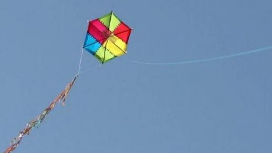 ΑΔΜΗΕ: Οδηγίες για το ασφαλές πέταγμα του χαρταετού - Όχι κοντά σε πυλώνες και γραμμές Υψηλής Τάσης ή  Υποσταθμούς