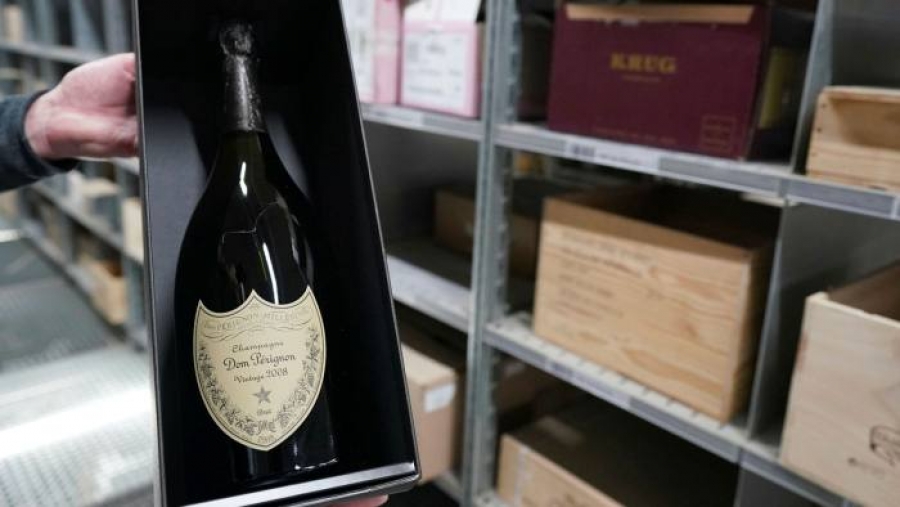 Οι αυξησεις στις τιμές της σαμπάνιας ξεπέρασαν τις αποδόσεις μετοχών κορυφαίων εταιρειών της Wall Street