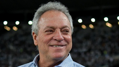 «Δεν θέλω ροζ φανέλες, δεν είμαστε αδερφές» - Χαμός με τον Βραζιλιάνο προπονητή Bagel