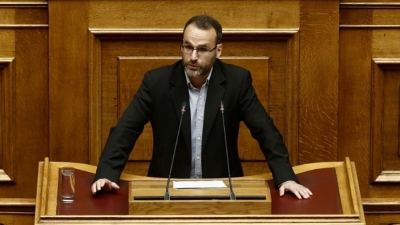 Γκιόκας (KKE): Η μεταφορά ελληνικών τεθωρακισμένων από τα νησιά στην Ουκρανία προέκυψε από την προηγούμενη συνάντηση Μητσοτάκη με Scholz