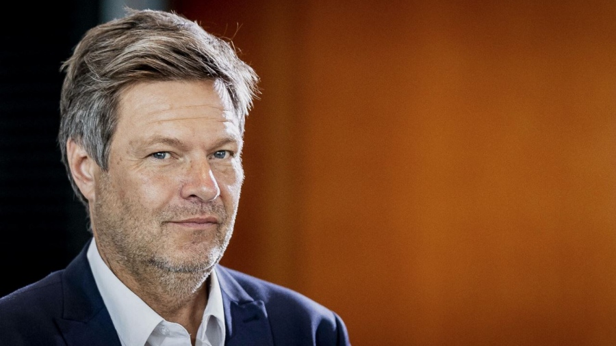 Τρομακτικές προβλέψεις από τον Γερμανό ΥΠΟΙΚ: Έρχεται σκληρή πενταετία στην οικονομία λόγω της πράσινης μετάβασης