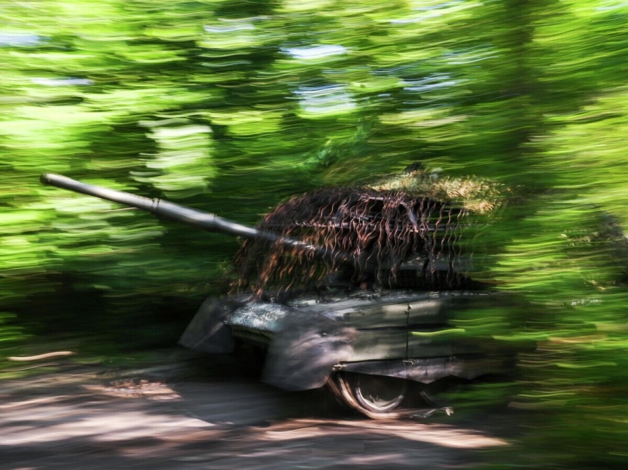 «Ατσάλινη μονομαχία»: Το ρωσικό τανκ T-72B3M διέλυσε με μια βολή Leopard των Ουκρανών