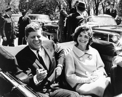 Αποχαρακτηρίστηκαν χιλιάδες έγγραφα της CIA και του FBI για τη δολοφονία Kennedy