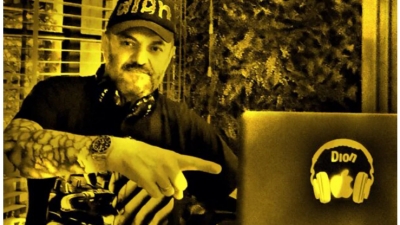 Μύκονος: Πέθανε ξαφνικά ο γνωστός DJ Σάκης Κουταβάς