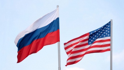 Μία Αμερικανίδα θα ταξιδέψει με ρωσικό πύραυλο Soyuz - Σε ποιον τομέα συνεργάζονται οι δύο χώρες εν μέσω έντασης