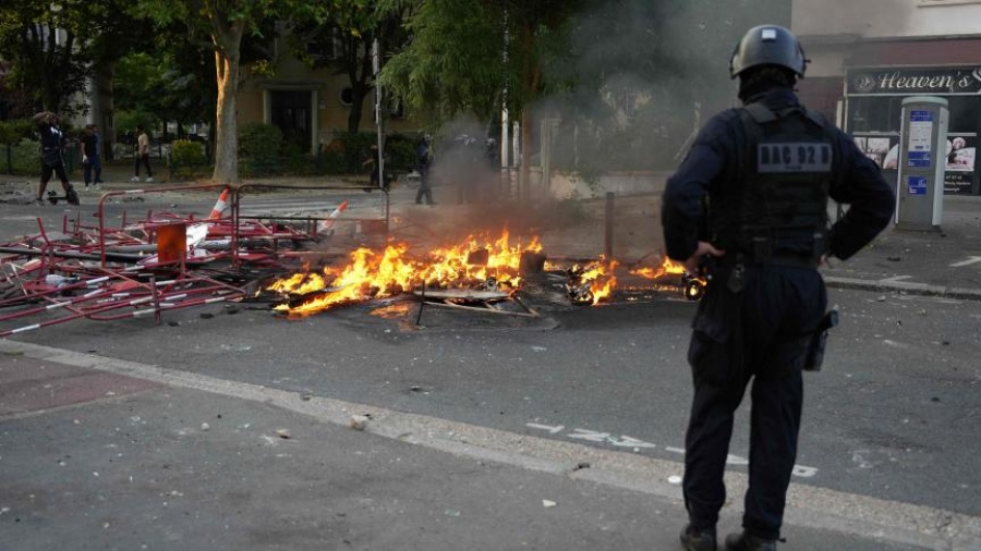 Μαίνονται οι αντιδράσεις στη Γαλλία για το θάνατο 17χρονου απο αστυνομικό - Καταδίκη κι από ... Mbappe