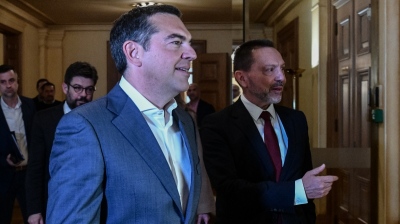 Σκληρή απάντηση Τσίπρα σε Στουρνάρα: Αθλιότητες από τον αποτυχημένο ΥΠΟΙΚ - Διαπιστευτήρια σε Μητσοτάκη για 3η θητεία