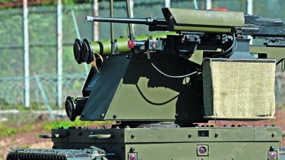 «Άτρωτα στον ηλεκτρονικό πόλεμο» - Ρωσικά ρομπότ μάχης κινούνται με δορυφόρο και γράφουν νέους κανόνες μάχης