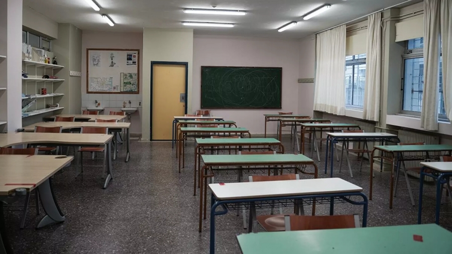 Θεσσαλονίκη: Συνελήφθη αρνητής πατέρας γιατί υπέβαλε μηνύσεις σε εκπαιδευτικούς