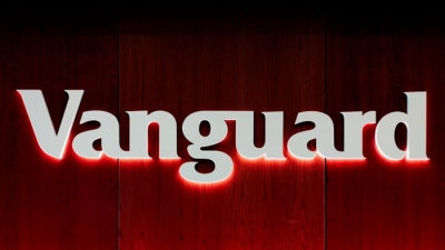 Ιστορικό ορόσημο για τη Vanguard: Το πρώτο ETF στον κόσμο που σπάει το φράγμα του 1 τρισεκ. δολαρίων σε στοιχεία ενεργητικού