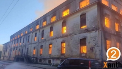 Ξάνθη: Κάηκε ολοσχερώς η καπναποθήκη στο κέντρο της πόλης