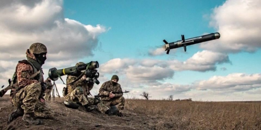 Οι ΗΠΑ στέλνουν πυραύλους Javelin στην Εσθονία – Μετά το φιάσκο της Ουκρανίας βρήκαν που θα... πετάξουν ξεπερασμένα συστήματα