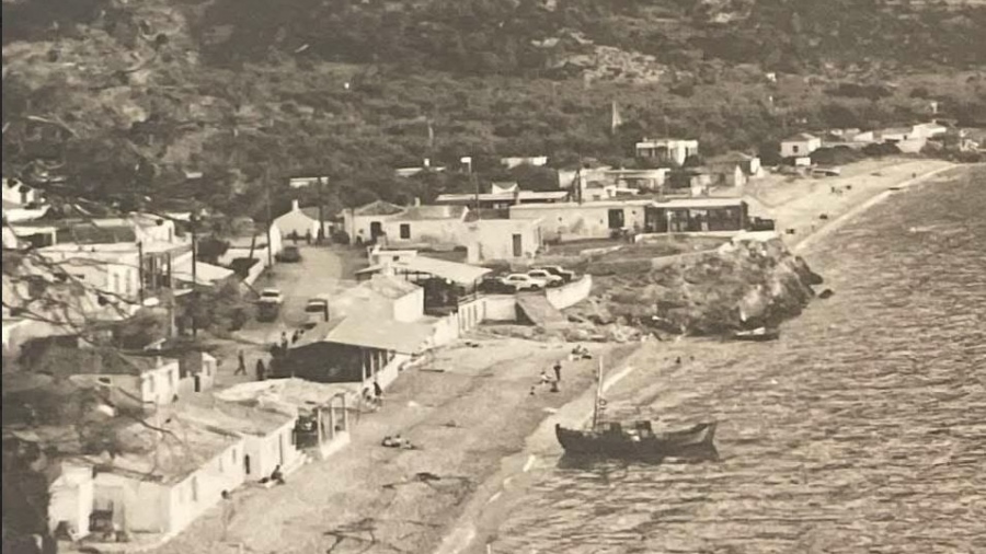 Πόρτο Γερμενό: Το ψαροχώρι που έγινε το αγαπημένο θέρετρο της Αττικής για 6 δεκαετίες