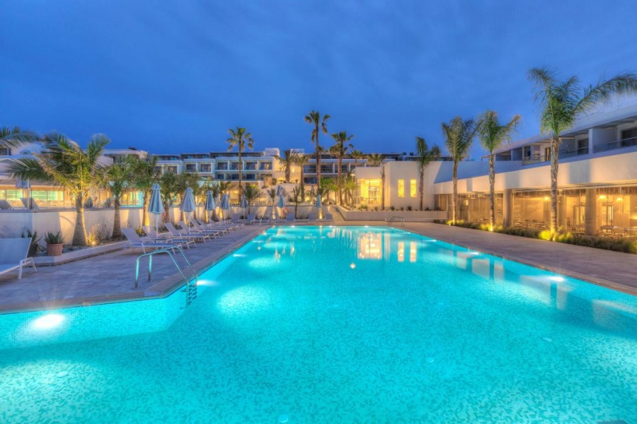 Ολοκληρωμένες ξενοδοχειακές λύσεις κλιματισμού και information display της LG στο Blue Lagoon Group