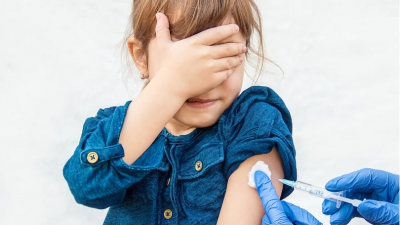 Νέα μελέτη: Άχρηστο… το εμβόλιο Covid 19 στα παιδιά 5-11 ετών – Μόλις 2 παιδιά στο 1 εκατ. κινδυνεύει