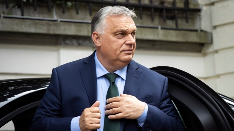 Orban διασύρει ΕΕ: Πιστεύουν στα σοβαρά ότι αυτοί που ύψωσαν τη σημαία τους στο Βερολίνο... θα ηττηθούν από την Ουκρανία;