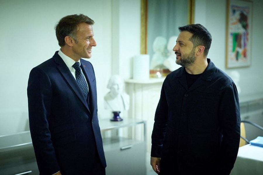 Ο Macron υποσχέθηκε στον Zelensky να προμηθεύσει την Ουκρανία με ραντάρ και πυραύλους αναχαίτισης