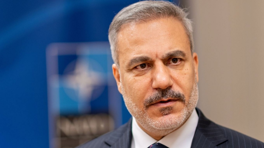 O Fidan προειδοποιεί Ρωσία και οι Ουκρανία: Οι επιθέσεις στα δεξαμενόπλοια της Μαύρης Θάλασσας... τελειώνουν εδώ