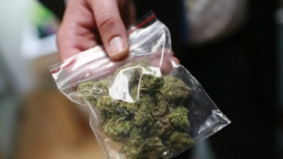 Συνελήφθη στο «Ελευθέριος Βενιζέλος» 34χρονη με 38 κιλά κάνναβης που έφερε από την Ισπανία