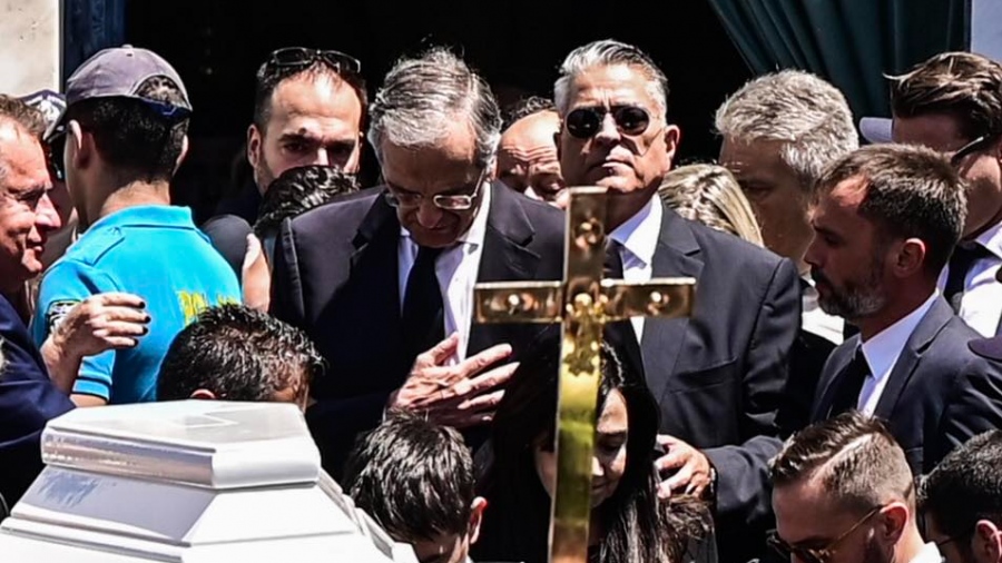 Ραγίζουν και τα τσιμέντα – Συγκλονιστική ανάρτηση Σαμαρά για την κόρη του: «Καλό ταξίδι, Λενάκο μου, για μας δεν θα φύγεις ποτέ»