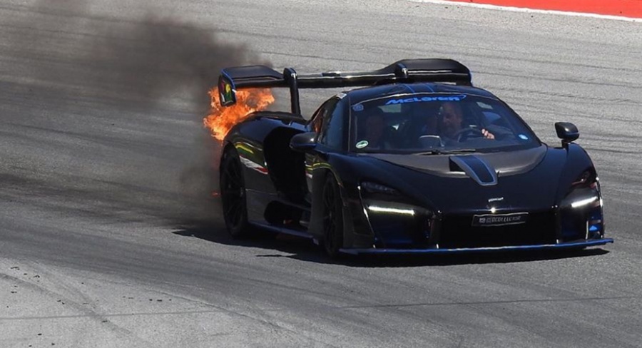 Μία ακόμη McLaren Senna έπιασε φωτιά!