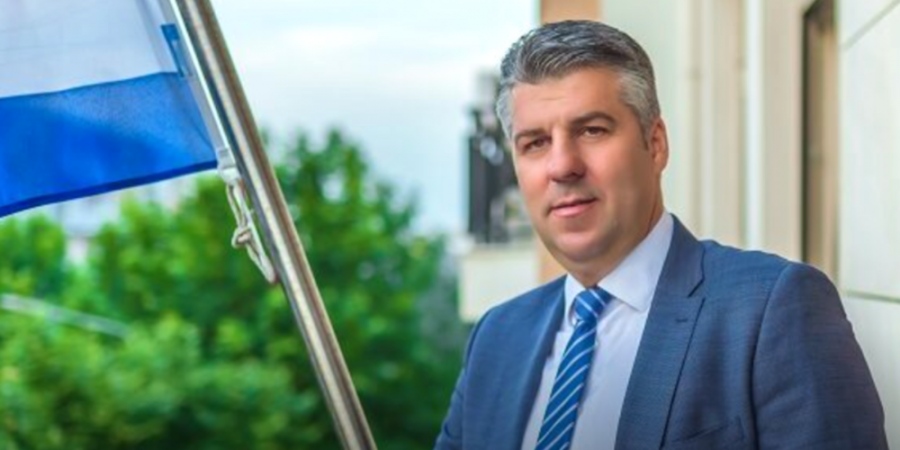 Τα οικογενειακά ρουσφέτια στον περιφερειάρχη Τοψίδη - Από απευθείας αναθέσεις μέχρι τροπολογίες ξεπλύματος