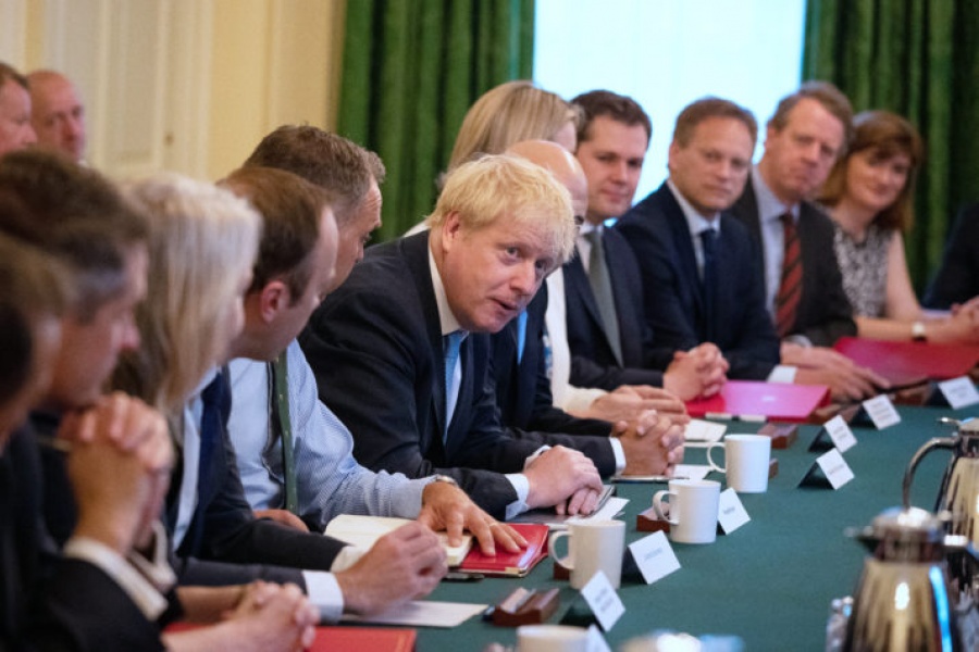 Johnson στο υπουργικό συμβούλιο: Εφικτή μια συμφωνία, αλλά χρειάζεται περισσότερη δουλειά