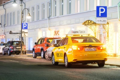 Ρωσία: Ταξί έπεσε πάνω σε πλήθος πεζών στη Μόσχα -  Οκτώ τραυματίες