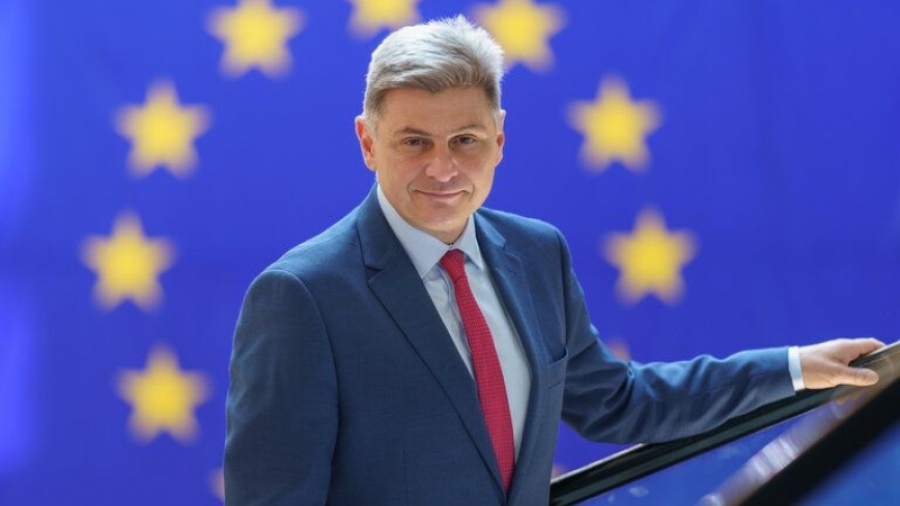 Φαραντούρης: Το Ευρωκοινοβούλιο ανοίγει έρευνα για τα δάνεια σε ελβετικό φράγκο στην Ελλάδα