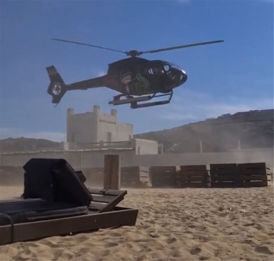 Μύκονος: Επιχειρηματίας προσγειώθηκε με το ελικόπτερο του σε beach bar!