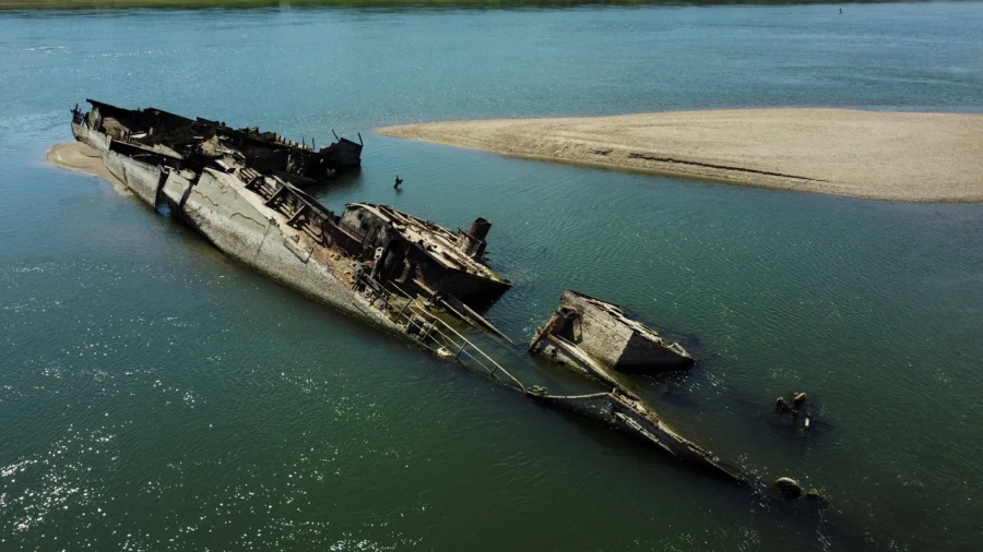 Δούναβης: Η χαμηλή στάθμη του νερού λόγω ξηρασίας αποκαλύπτει βυθισμένα γερμανικά πολεμικά πλοία