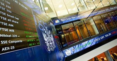 Σοκ στο Λονδίνο – Χάθηκαν 16 δισ. στερλίνες μέσα σε λίγα λεπτά, η HSBC δοκίμασε τις αντοχές των βρετανικών τραπεζών