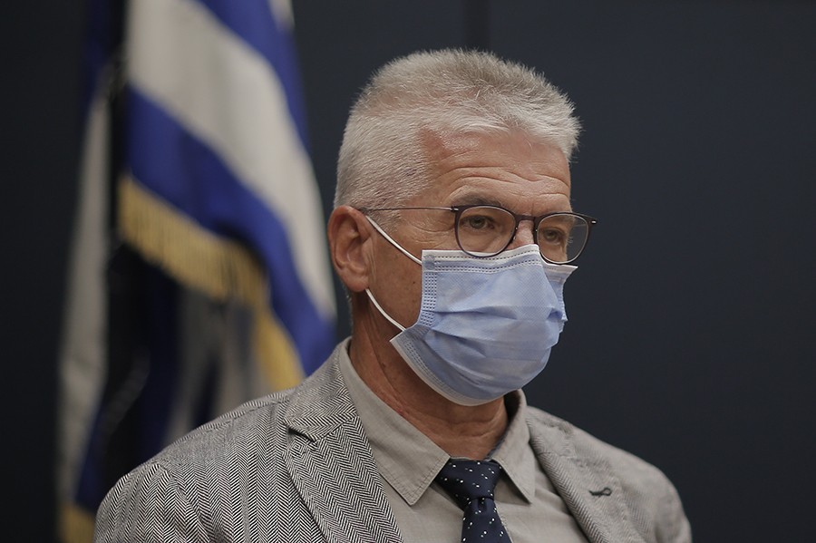 Γώγος: Να πάμε στα εμβόλια με την χαμηλότερη δυνατή διασπορά – Δεν υπάρχει ακόμα απόφαση για τα σχολεία