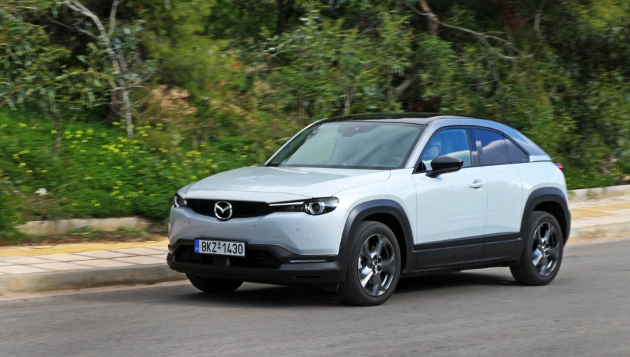 Δοκιμάζουμε το ηλεκτρικό Mazda MX-30