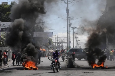 Κύμα χάους και βίας στην Αϊτή – Σενάριο για εκκένωση της πρεσβείας των ΗΠΑ