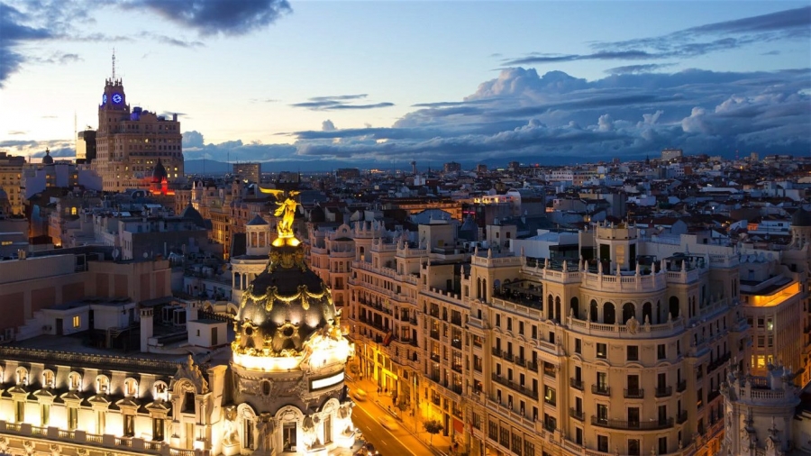 Συνεχίζεται η “καταιγίδα” στον ισπανικό τουρισμό και το 2021