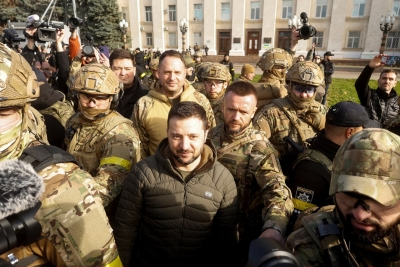 Στην Kherson ο Zelensky – Είμαστε έτοιμοι για ειρήνη σε όλη την Ουκρανία