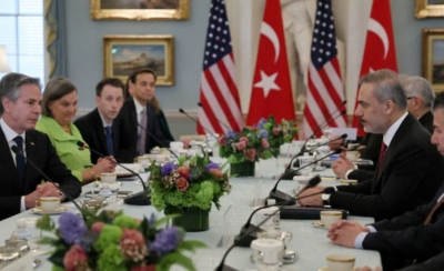 Προειδοποίηση Fidan σε ΗΠΑ: H Τουρκία δεν θα ανεχθεί τρομοκρατικές ενέργειες στη Συρία