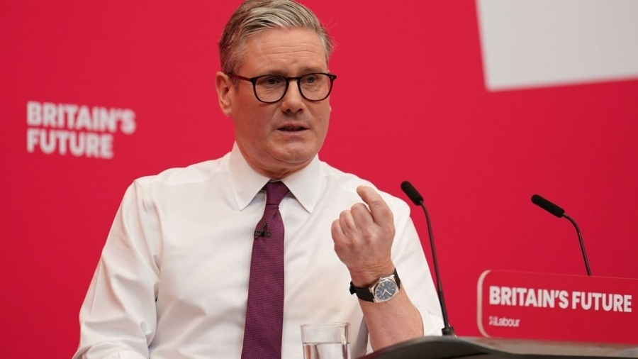 Βρετανία: «Γεράκια» οι Εργατικοί - Ο Starmer δεσμεύεται για αύξηση των αμυντικών δαπανών στο 2,5% του ΑΕΠ