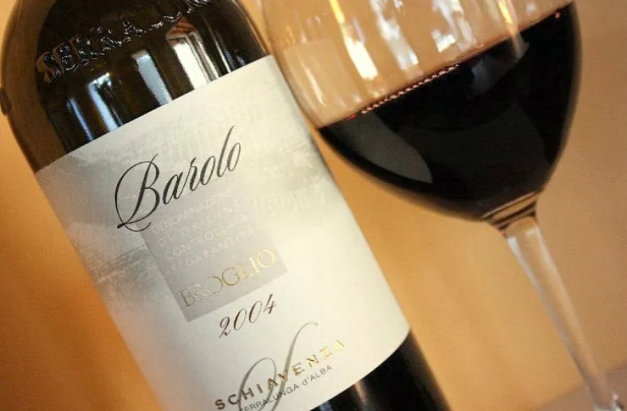 «Κόντρα» μεταξύ Ιταλίας και Ιρλανδίας για το κρασί - Παρέμβαση Κομισιόν ζητά η Ρώμη