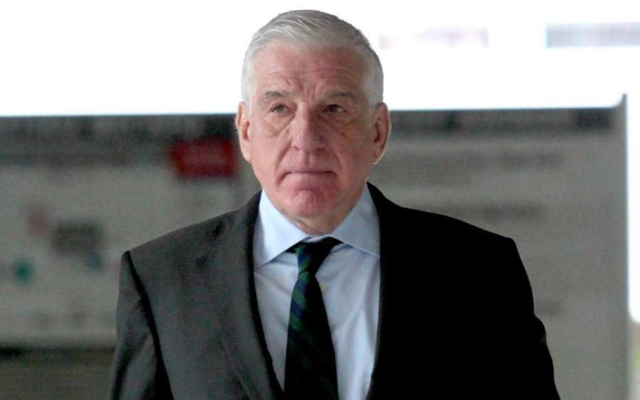 Ο Παπαντωνίου διαψεύδει ότι προσπάθησε να μπλοκάρει την άρση απορρήτου τραπεζικού λογαριασμού του στη Γαλλία