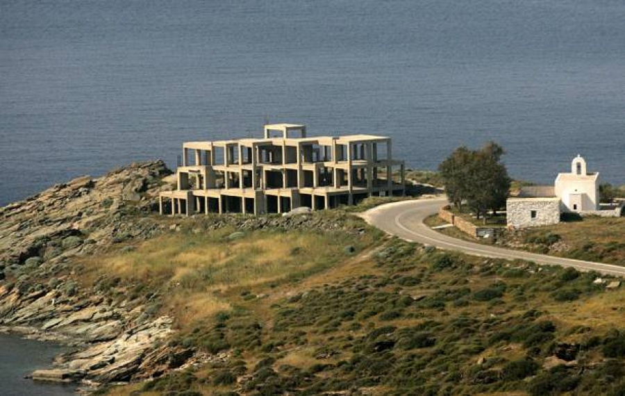 Νομιμοποιήσεις αυθαιρέτων και πάνω στο κύμα ετοιμάζει η κυβέρνηση ΣΥΡΙΖΑ - ΑΝΕΛ