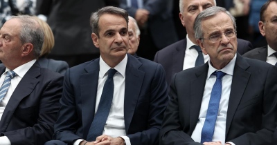 Συναγερμός στο Μαξίμου: Φόβοι ότι η έκρηξη Σαμαρά για ομόφυλα δεν θα είναι ελεγχόμενη και θα κάνει παρανάλωμα του πυρός τη ΝΔ