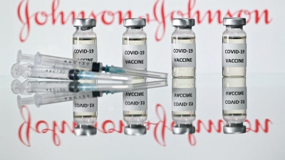 Εμβόλιο Johnson&Johnson: Τρεις θάνατοι από θρομβοεμβολή στις ΗΠΑ